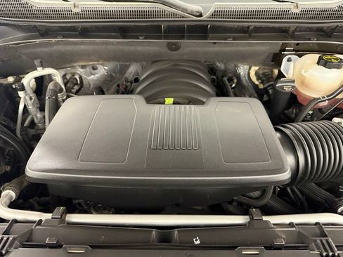 Used 2024 Chevrolet Silverado 1500 ZR2 w/ Technology Package AWD/4WD image 33