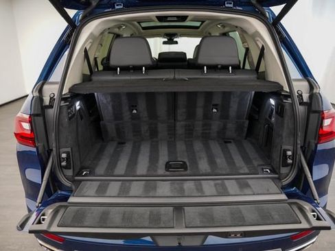 Used 2020 BMW X7 xDrive40i w/ Premium Package AWD/4WD image 42