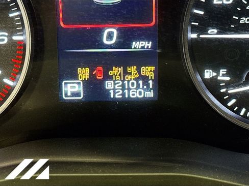 Used 2025 Subaru Ascent Premium image 14