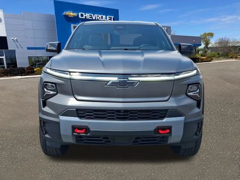 Used 2026 Chevrolet Silverado EV Trail Boss AWD/4WD image 23