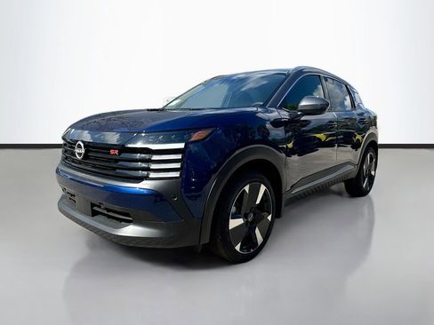 New 2025 Nissan Kicks SR image 4