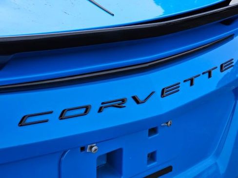 Used 2022 Chevrolet Corvette Stingray Premium Conv w/ Z51 Performance Package image 11