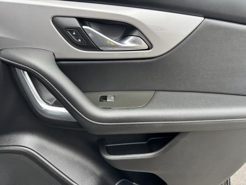 Used 2024 Chevrolet Blazer LT image 22