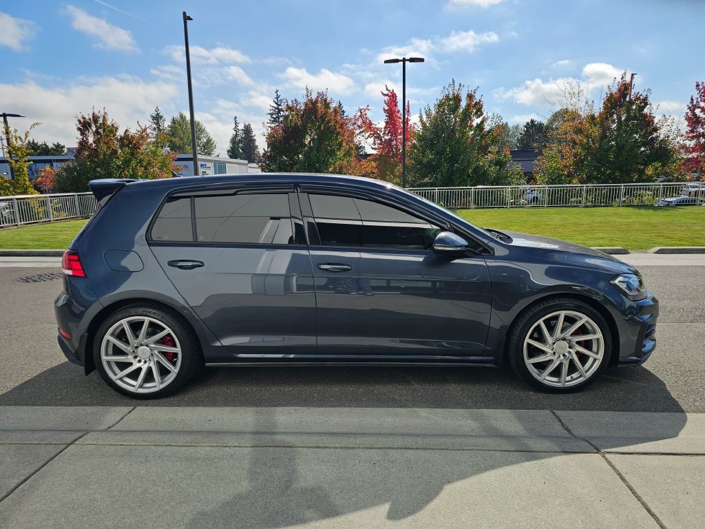Used 2018 Volkswagen GTI S FWD image 8