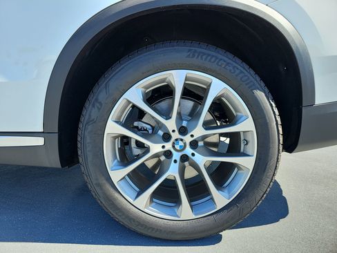 New 2026 BMW X5 sDrive40i image 34