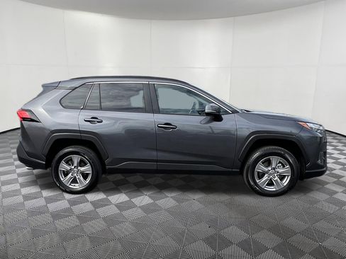 Used 2025 Toyota RAV4 XLE AWD/4WD image 7