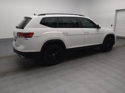 Used 2023 Volkswagen Atlas SE w/ Black Wheel Package FWD image 10