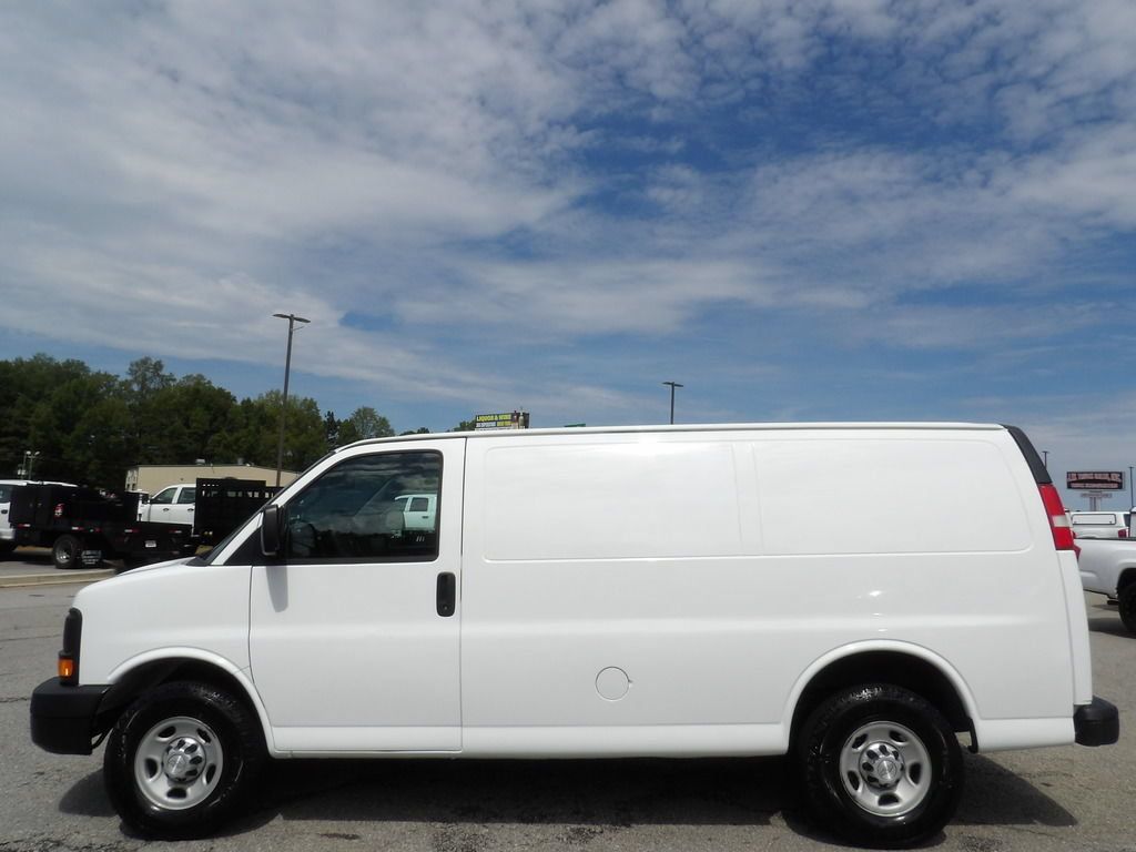 Used 2016 Chevrolet Express 2500 RWD image 58