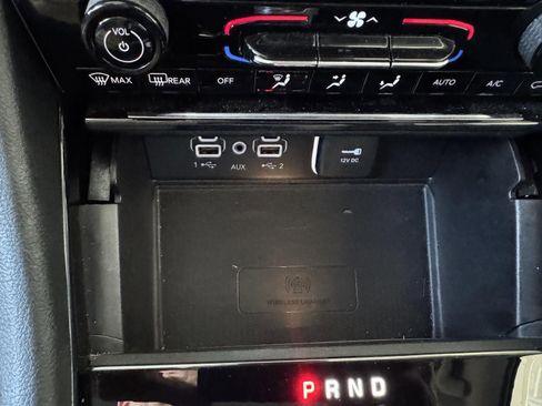 Used 2024 Jeep Grand Cherokee Altitude image 23