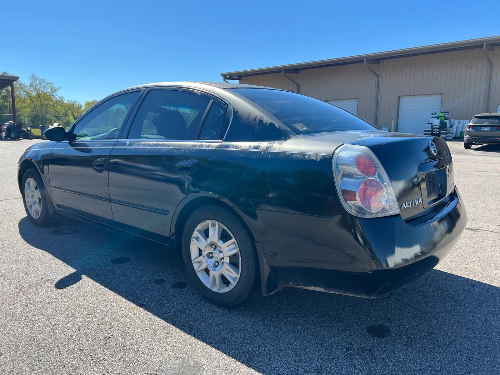 Used 2005 Nissan Altima 2.5 S w/ (S02) Side Airbags Pkg FWD image 5