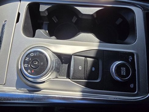 Used 2023 Ford Explorer XLT w/ Equipment Group 202A image 19