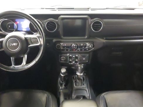Used 2019 Jeep Wrangler Unlimited Sahara w/ Quick Order Package 24M Moab AWD/4WD image 32