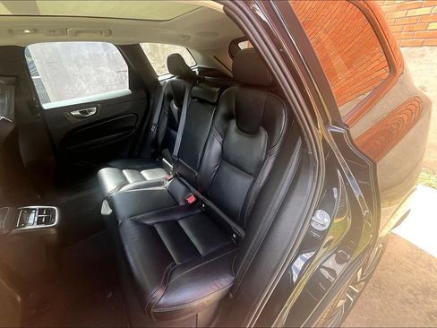 Certified 2024 Volvo XC60 B5 Ultimate w/ Protection Package Premier AWD/4WD image 34