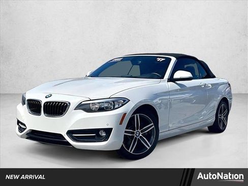 Used 2017 BMW 230i Convertible image 1