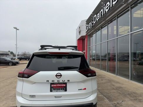 New 2026 Nissan Rogue SV AWD/4WD image 3