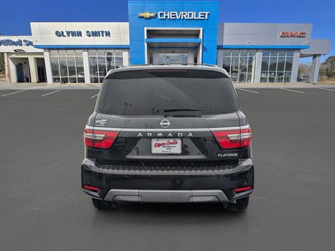 Used 2022 Nissan Armada Platinum w/ Captain's Chairs Package image 9