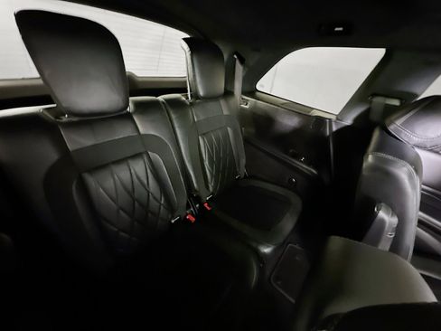 Used 2024 Mercedes-Benz GLS 63 AMG 4MATIC image 30