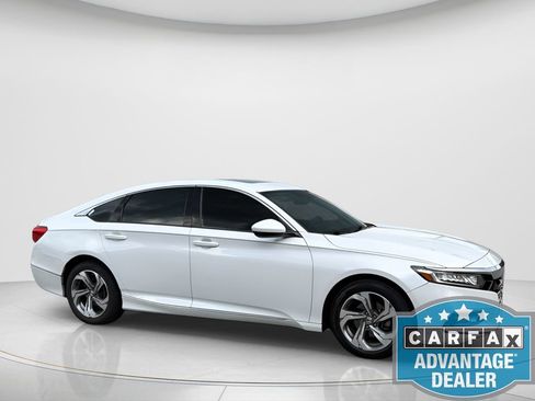 Used 2020 Honda Accord EX image 4