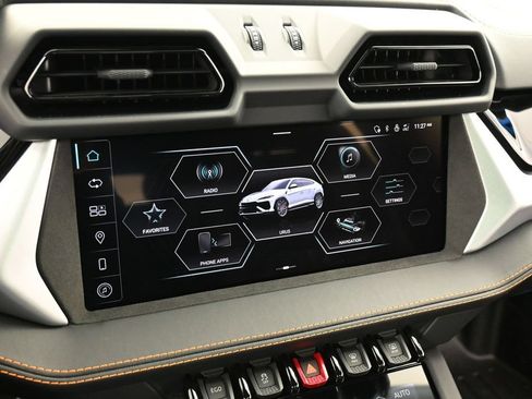 Used 2025 Lamborghini Urus S AWD/4WD image 20