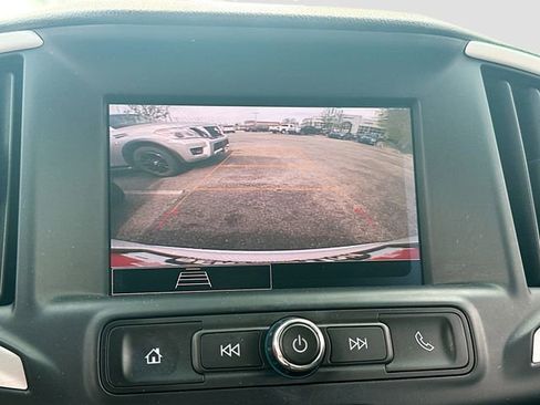 Used 2023 GMC Terrain SLE FWD image 15