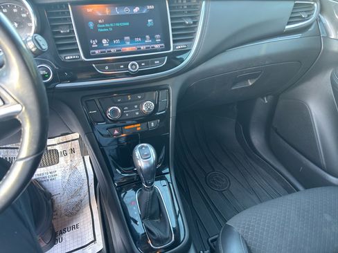 Used 2018 Buick Encore Preferred image 21