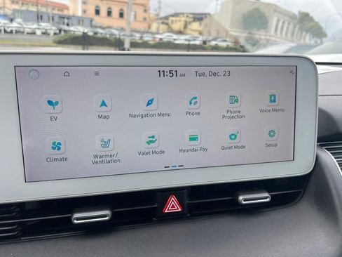 Used 2024 Hyundai Ioniq 5 Limited image 28