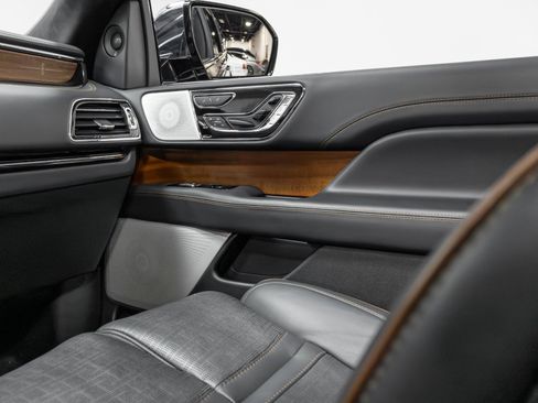 Used 2022 Lincoln Navigator Black Label image 30