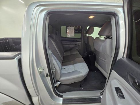 Used 2012 Toyota Tacoma PreRunner w/ TRD Off-Road Pkg RWD image 23