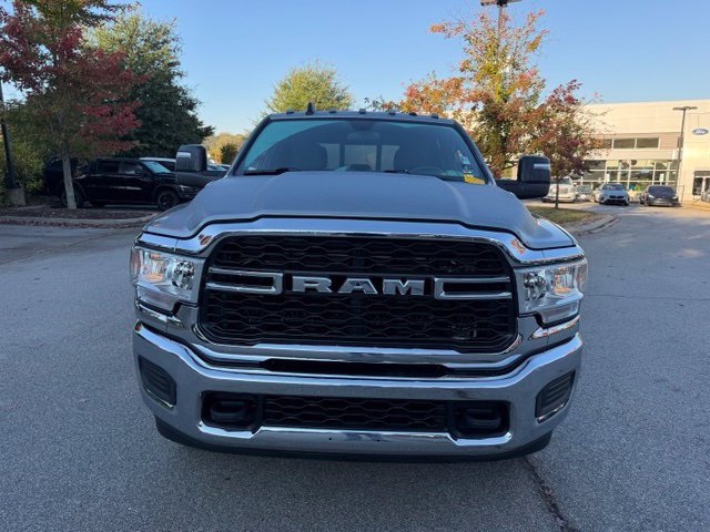 Used 2024 RAM 3500 Tradesman w/ Chrome Appearance Group AWD/4WD image 8