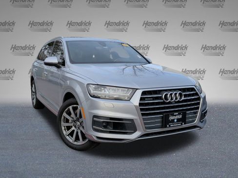 Used 2018 Audi Q7 3.0T Prestige w/ Prestige Package image 2