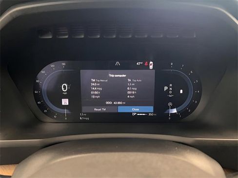 Used 2024 Volvo XC90 B5 Plus image 26