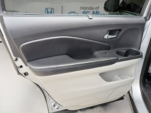 Used 2019 Honda Pilot Elite image 26