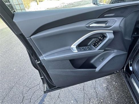 New 2025 Audi Q5 2.0T Premium Plus image 8