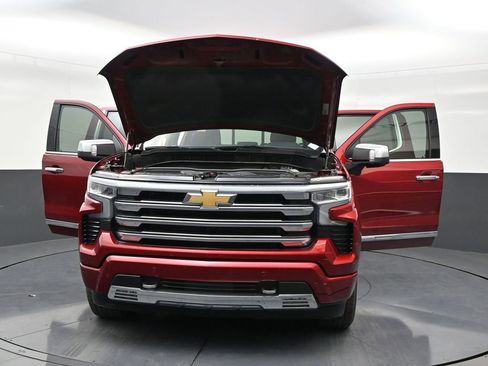 Used 2024 Chevrolet Silverado 1500 High Country RWD image 33