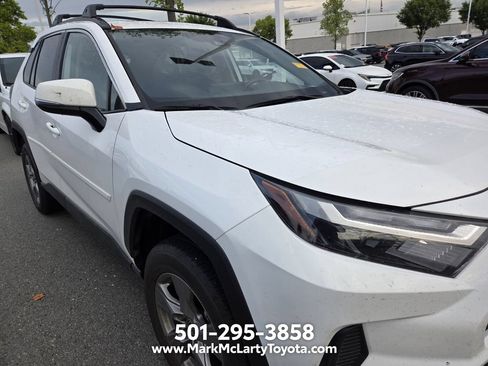 Used 2025 Toyota RAV4 XLE w/ Convenience Package FWD image 9