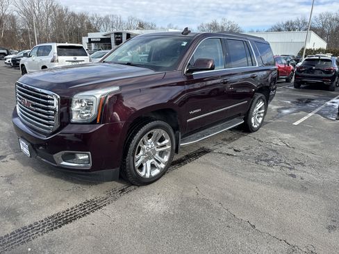 Certified 2017 GMC Yukon SLT w/ Premium Edition image 1