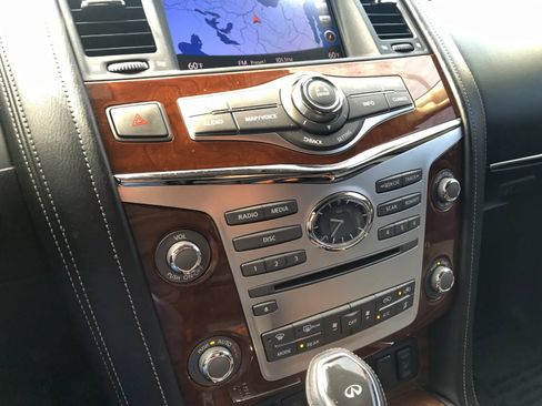 Used 2018 INFINITI QX80 2WD w/ All Season Package image 15