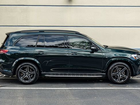 Used 2022 Mercedes-Benz GLS 450 4MATIC image 11