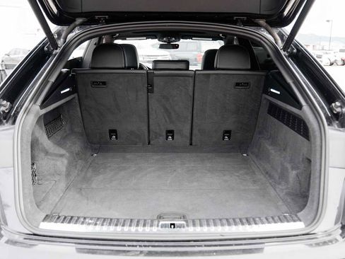 Used 2019 Audi Q8 Premium w/ Convenience Package image 36