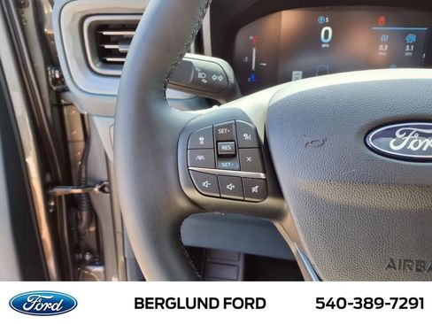 New 2025 Ford Maverick Lariat w/ Black Appearance Package image 14