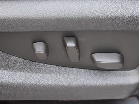 Used 2015 GMC Yukon SLT AWD/4WD image 14