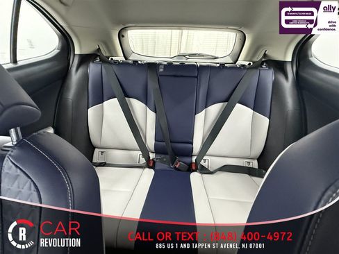 Used 2022 Lexus UX 250h w/ Premium Package AWD/4WD image 10