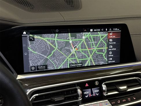 Used 2023 BMW X5 xDrive40i w/ Premium Package image 25