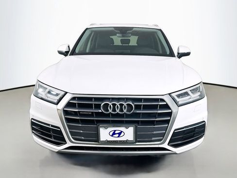 Used 2018 Audi Q5 2.0T Premium Plus w/ Premium Plus Package image 2