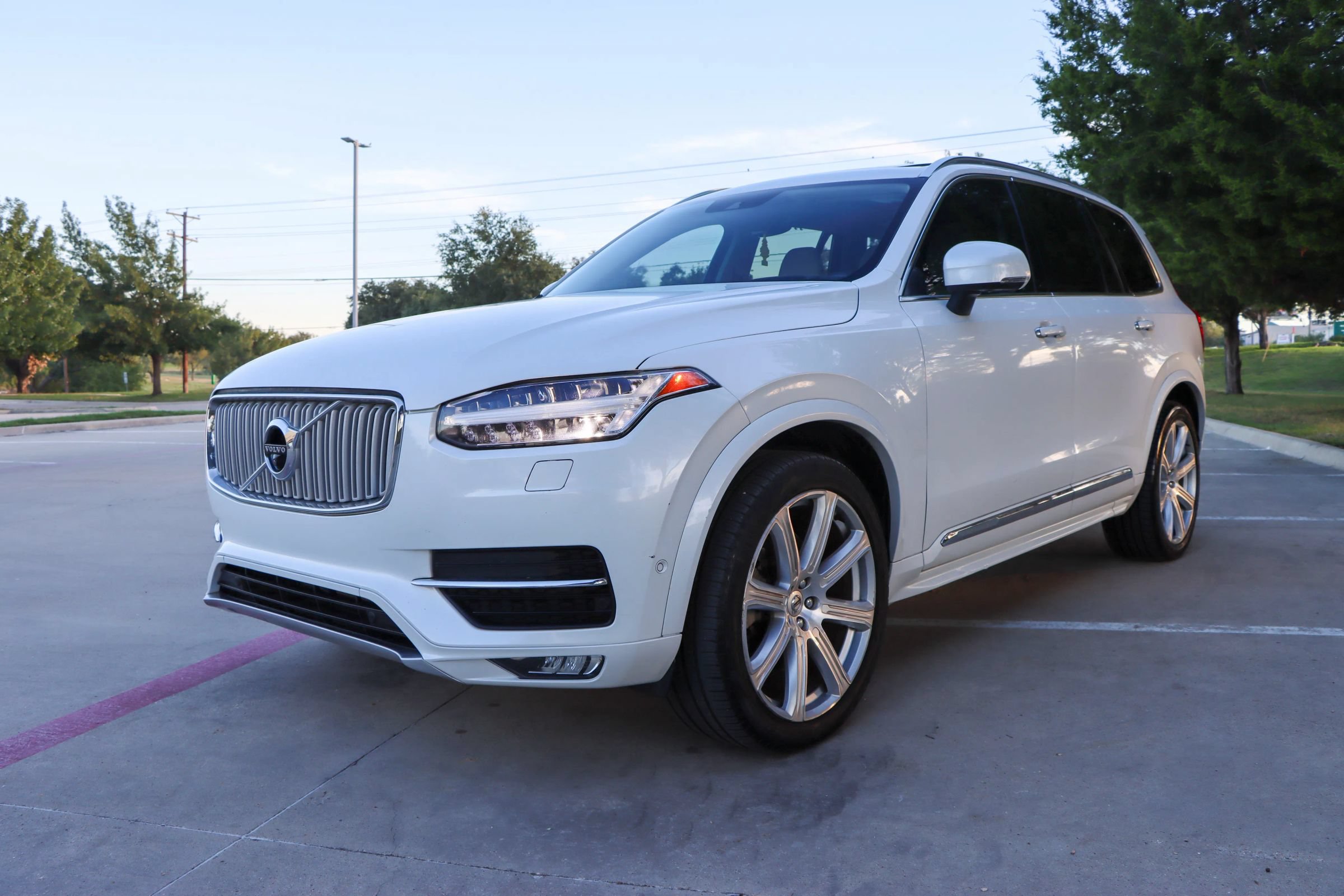 Used 2019 Volvo XC90 T6 Inscription w/ Luxury Package AWD/4WD image 3