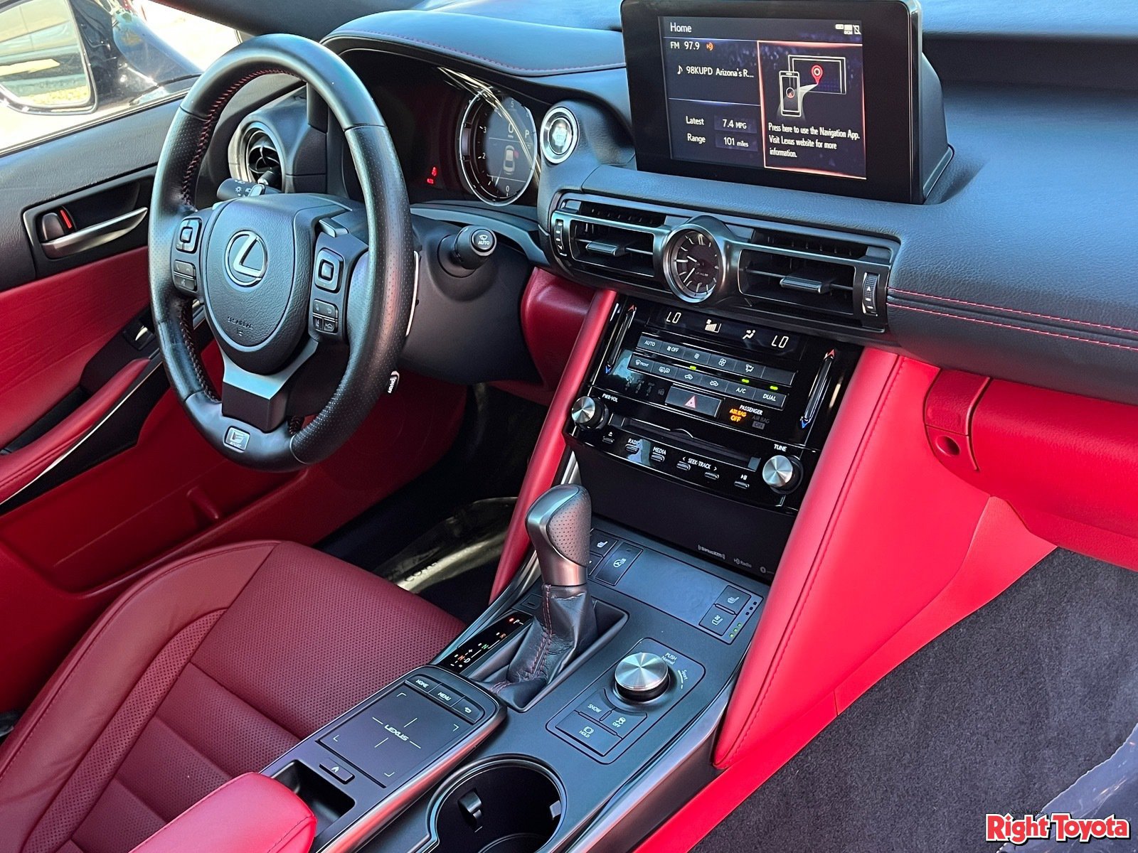 Used 2025 Lexus IS 350 F Sport RWD image 12