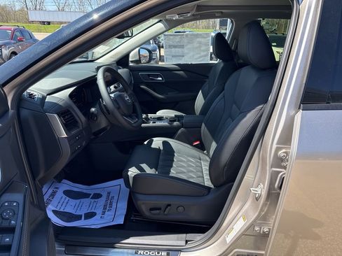 New 2026 Nissan Rogue Platinum w/ Platinum Premium Package AWD/4WD image 17