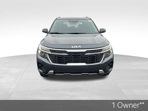 Certified 2025 Kia Seltos S image 2