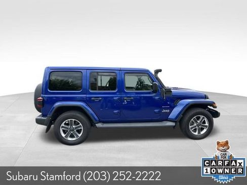 Used 2019 Jeep Wrangler Unlimited Sahara AWD/4WD image 9
