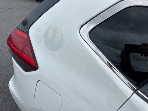 Used 2017 Nissan Rogue SV image 4